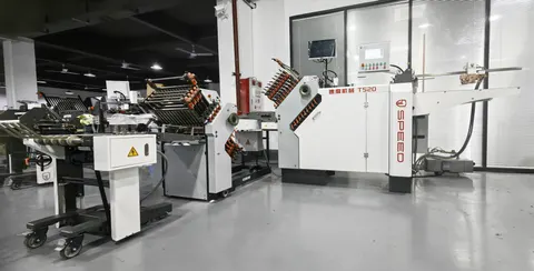 Pharmaceutical leaflet and insert folding line